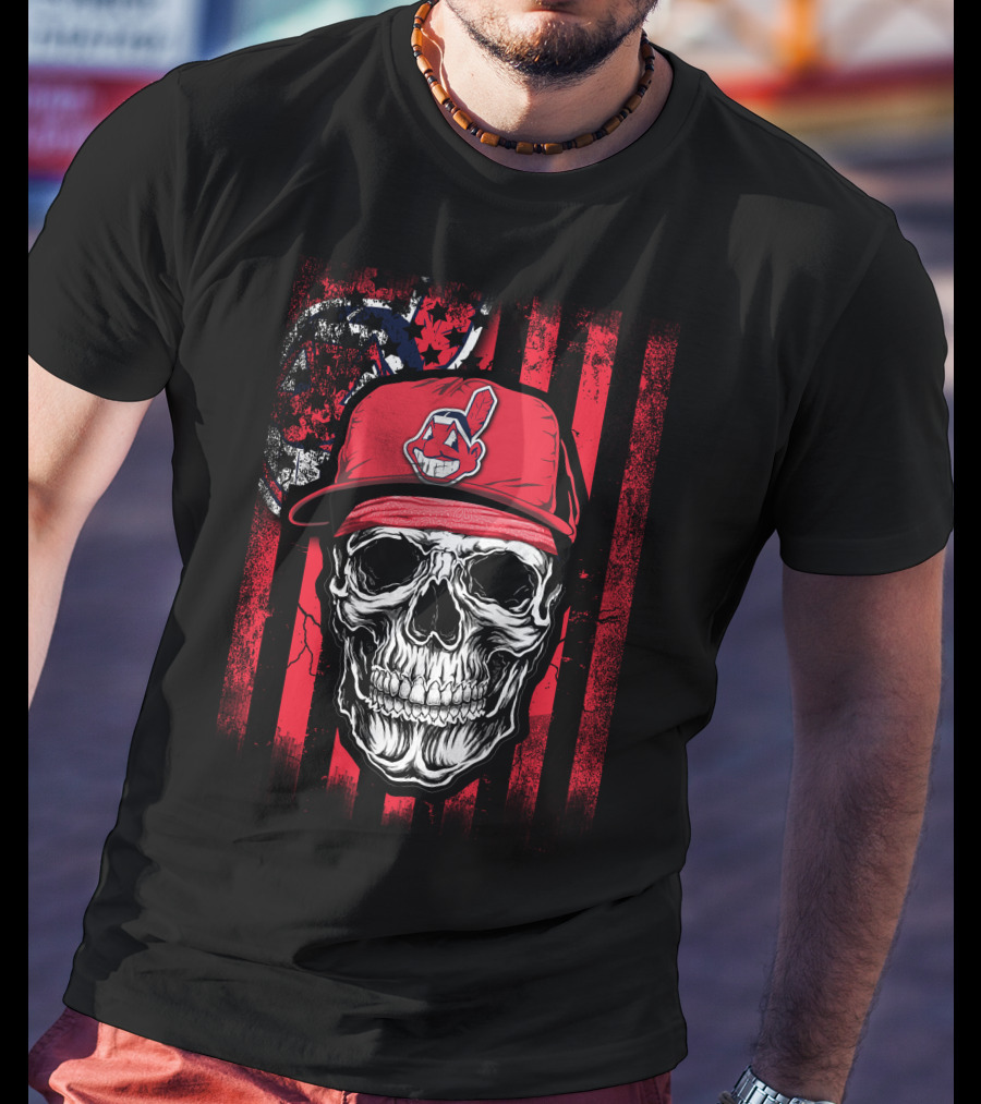 Cleveland Indians Skull With Red Cap And Grunge Stripes T-Shirt