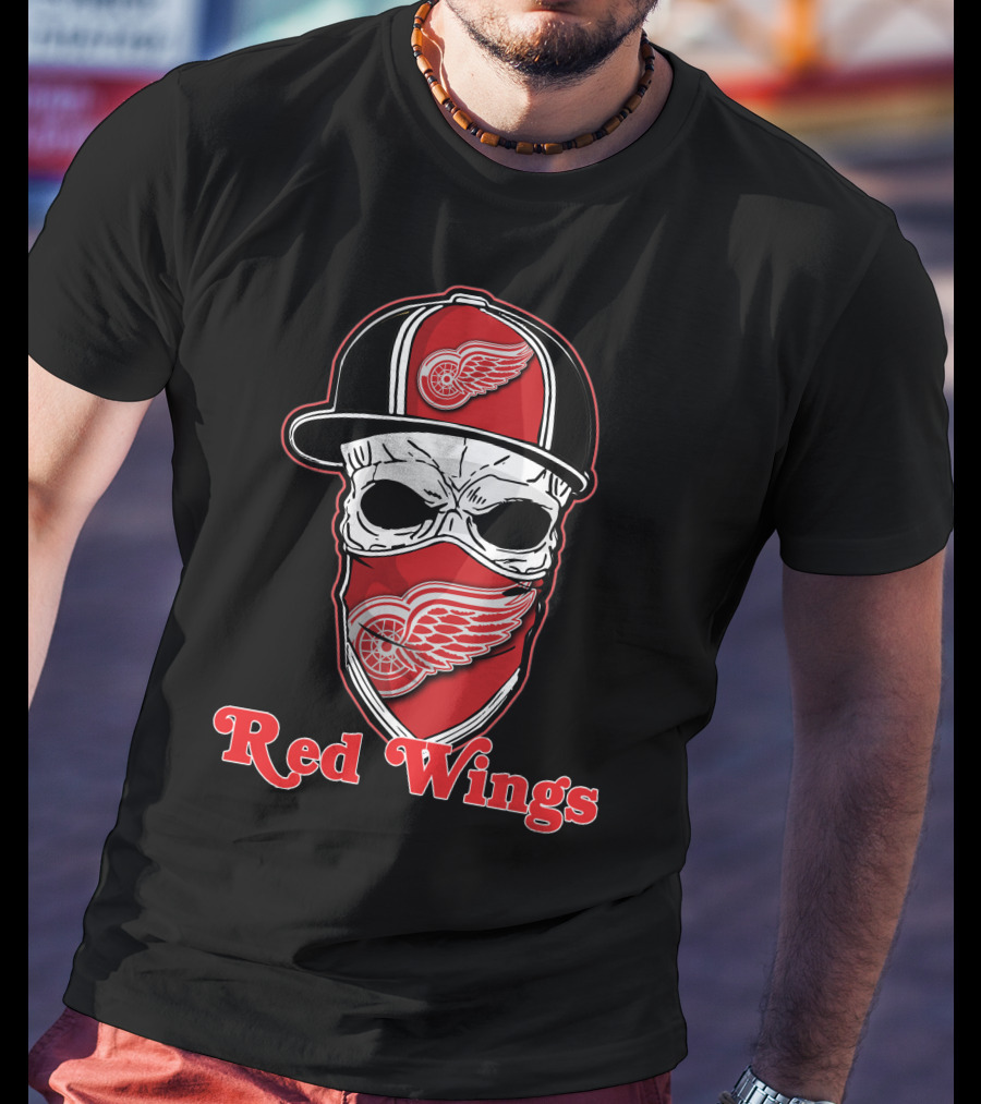Detroit Red Wings Skull Hat Iconic Wings T-Shirt