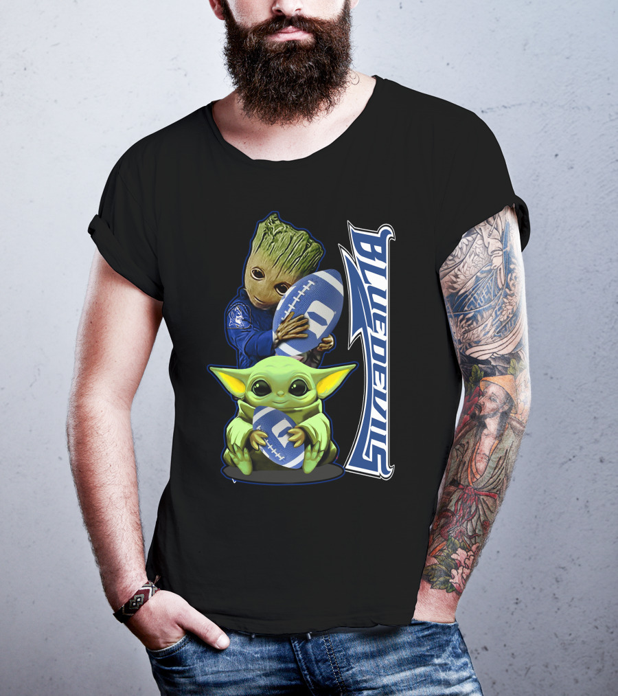 Grzd Duke Blue Devils Groot And Baby Yoda Holding Football T-Shirt