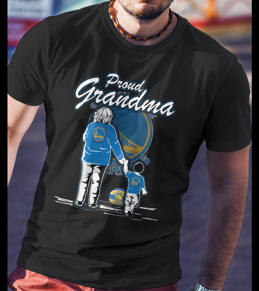 Proud Grandma Golden State Warriors Fan Family T-Shirt