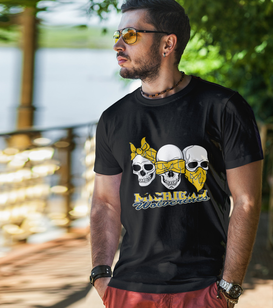 Michigan Wolverines 3 Skulls Bandana T-Shirt
