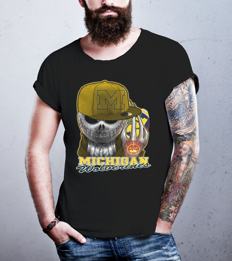 Jackskull Michigan Wolverines Halloween Skull With Wolverine Colors And Cap T-Shirt