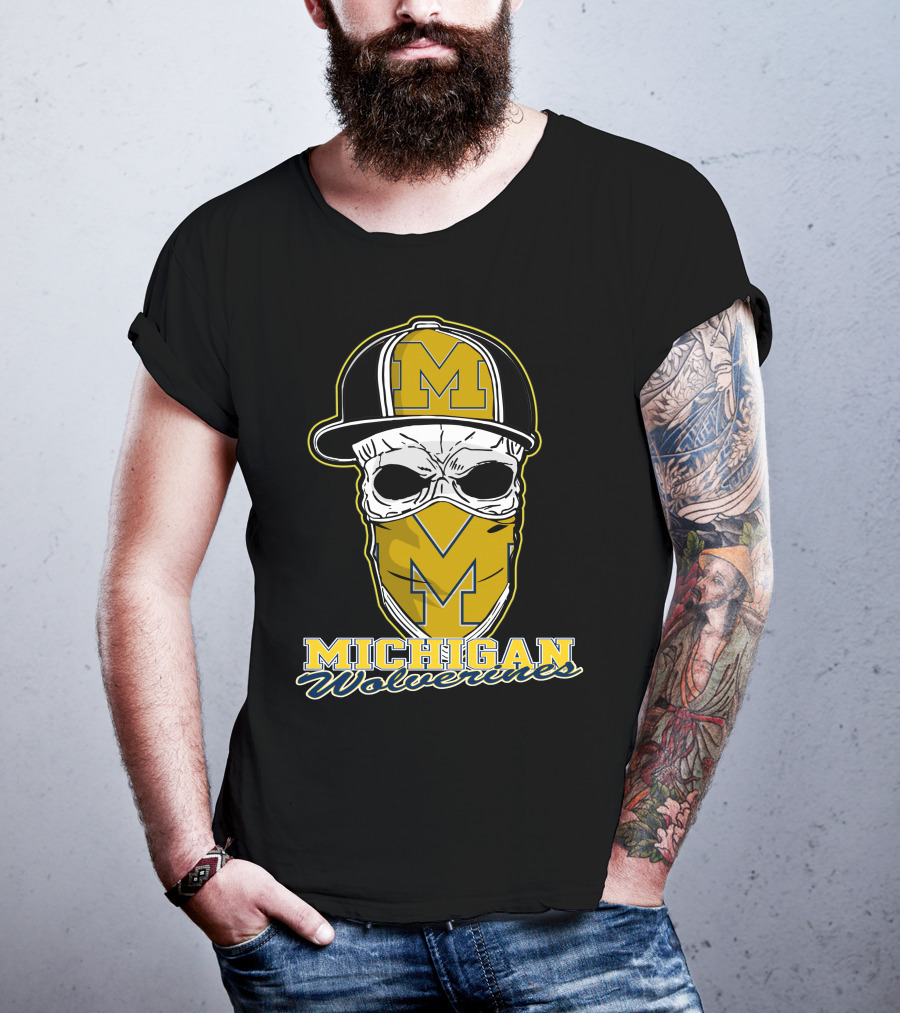 Michigan Wolverines Skull Hat M T-Shirt