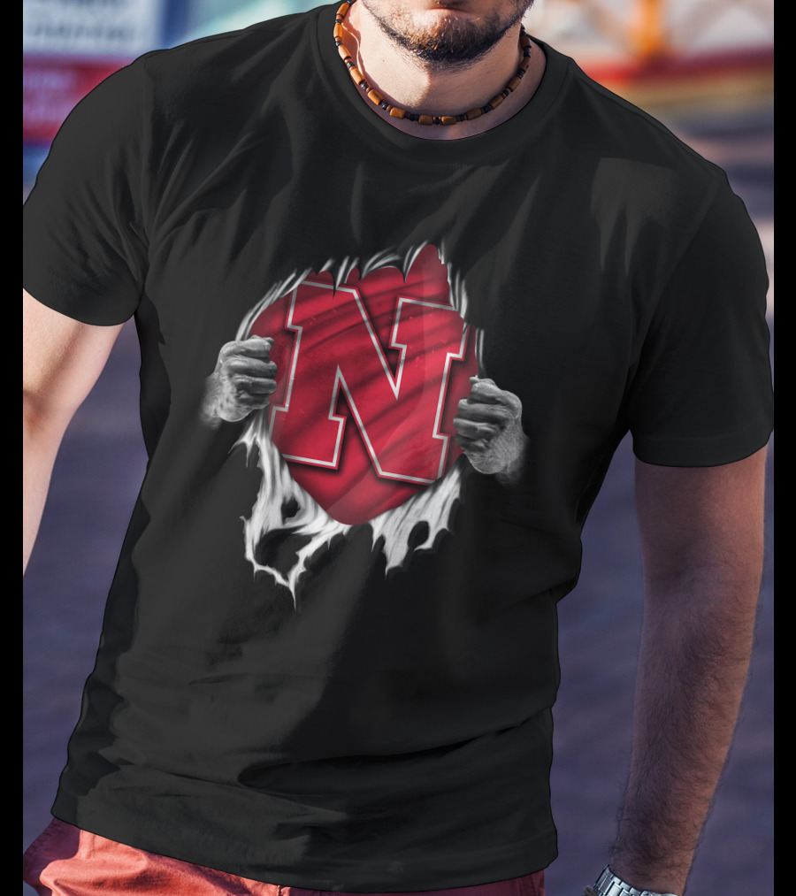 Nebraska Cornhuskers Bold N Icon Torn Peeling Effect T-Shirt