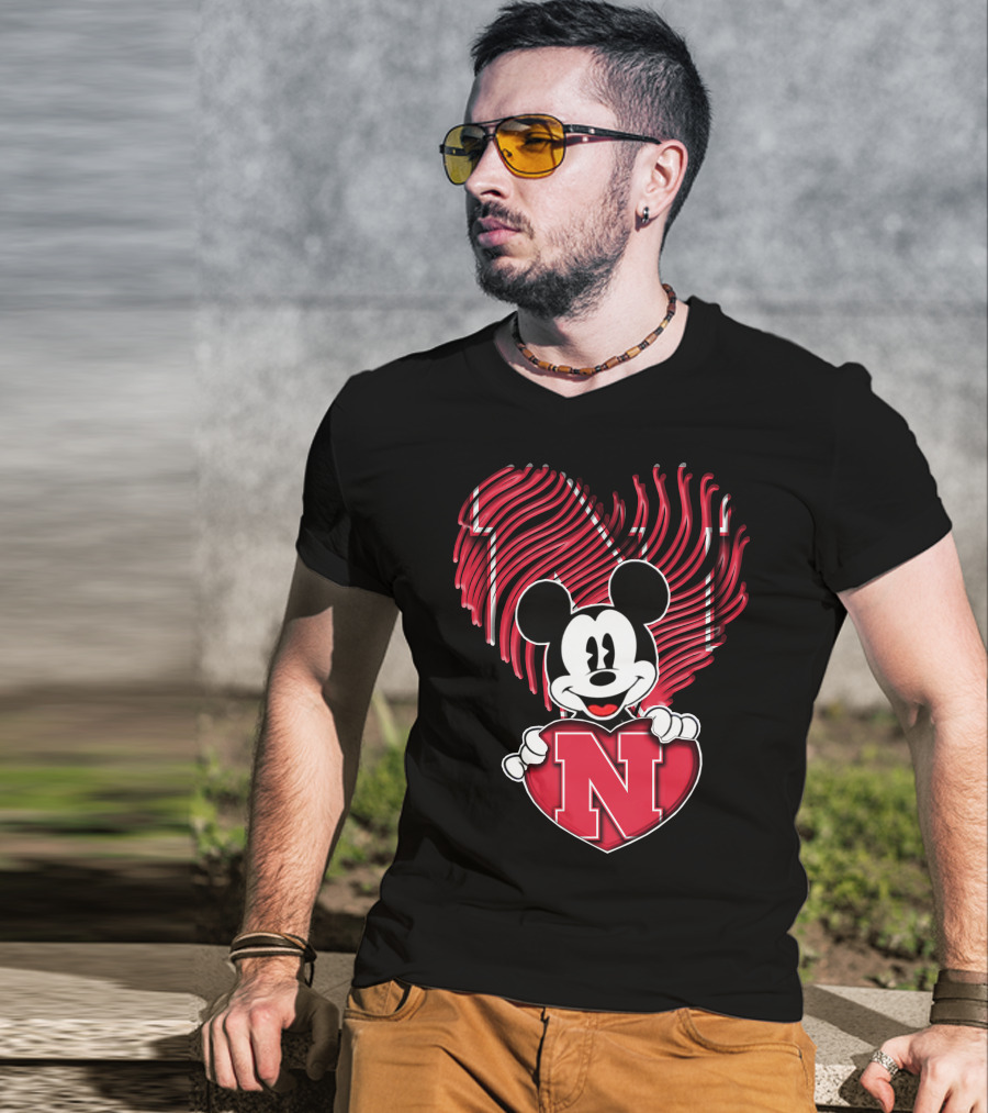 Mickey Mouse Nebraska Cornhuskers Heart Fan T-Shirt