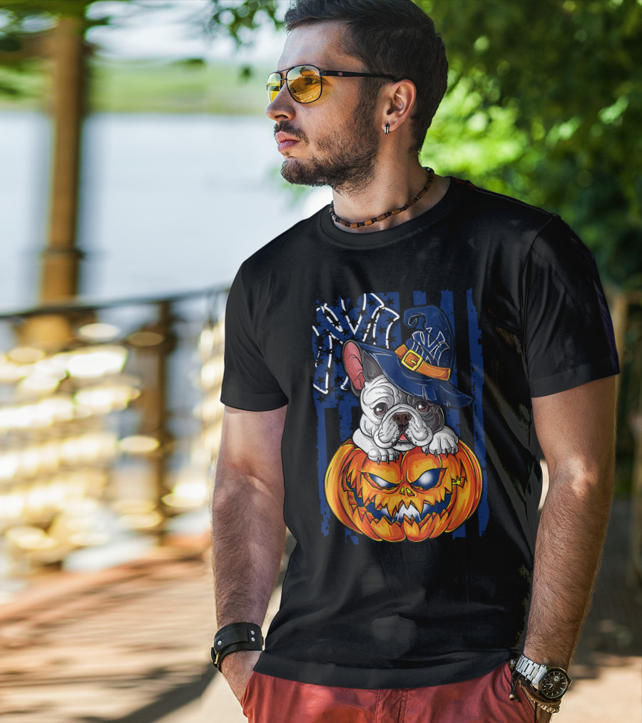 Hlw Bulldog New York Yankees Pumpkin Halloween Magic Hat T-Shirt