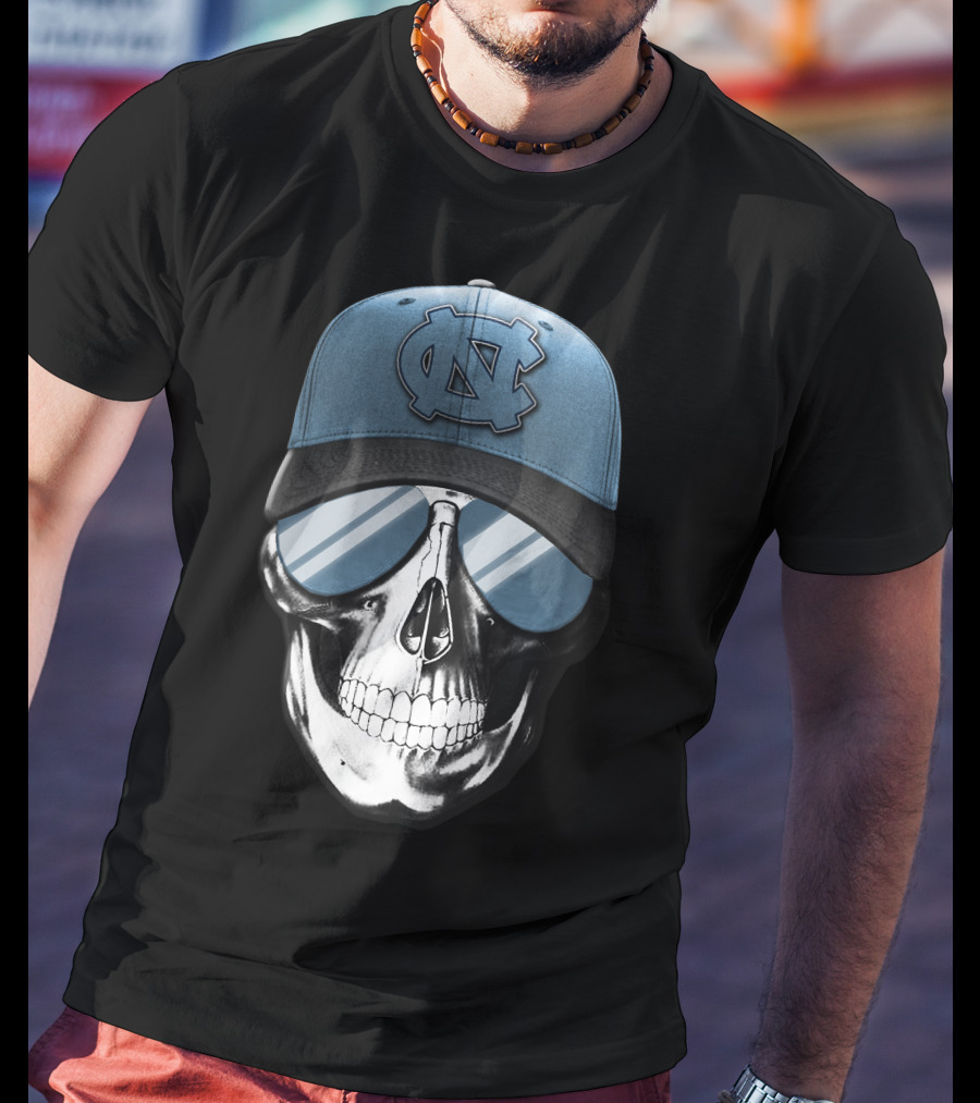North Carolina Tar Heels Skull Wearing Logo Cap T-Shirt