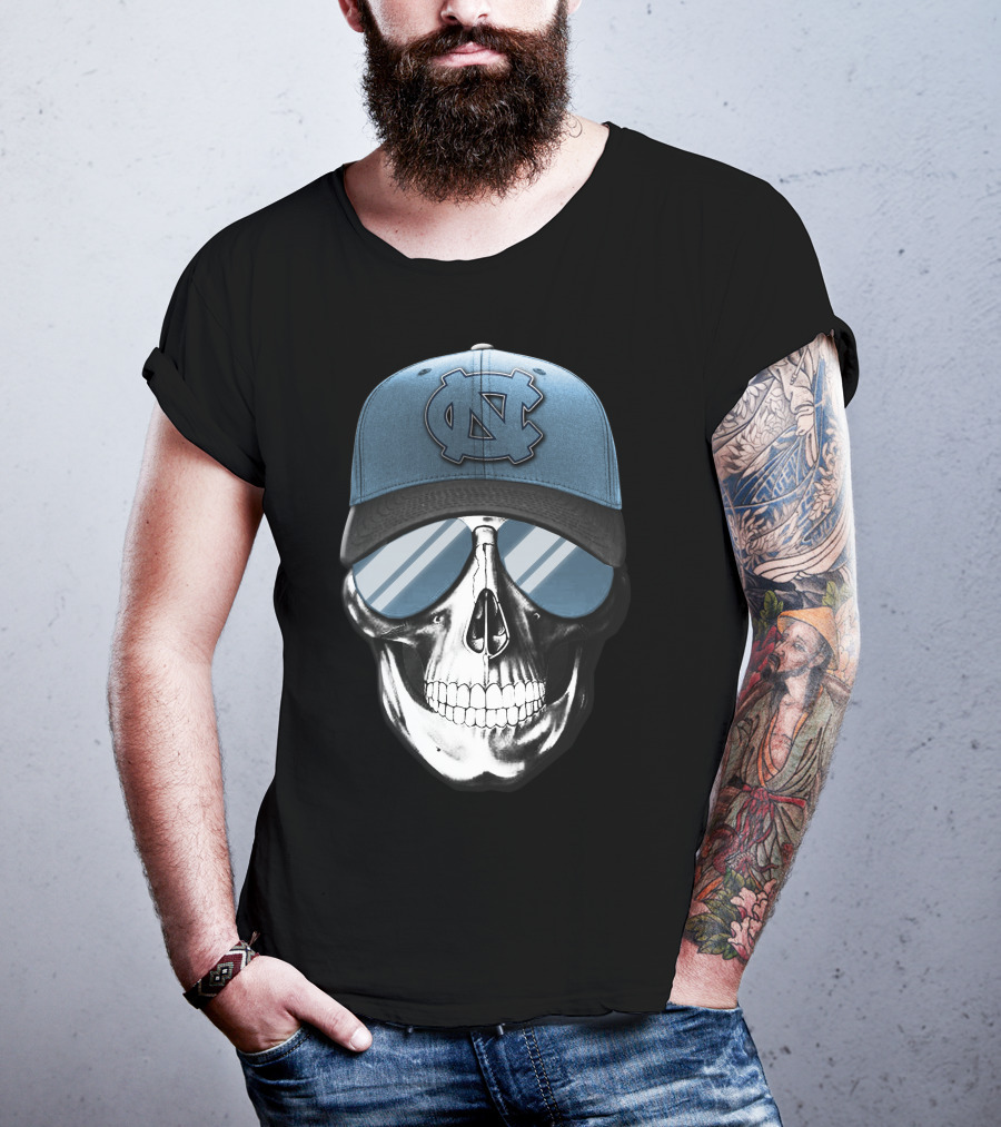 North Carolina Tar Heels Skull Wearing Logo Cap T-Shirt
