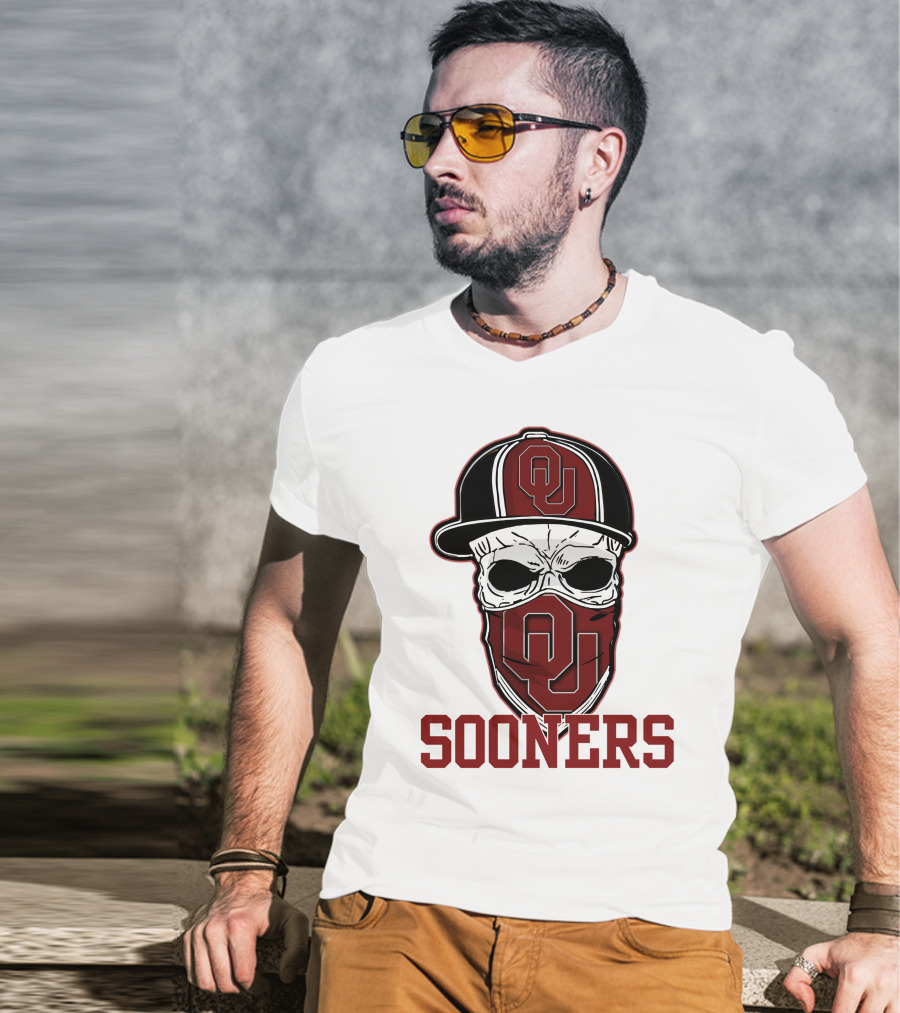 OU Sooners Skull Hat T-Shirt