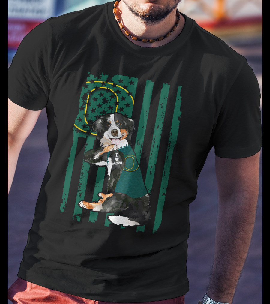 Border Collie I Love Mom Oregon Ducks Flag T-Shirt