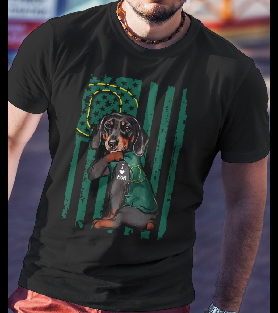 Dachshund I Love Mom Oregon Ducks American Flag T-Shirt