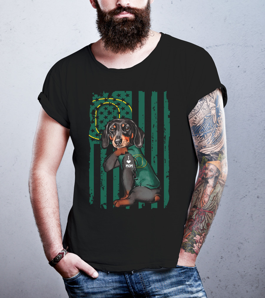 Dachshund I Love Mom Oregon Ducks American Flag T-Shirt