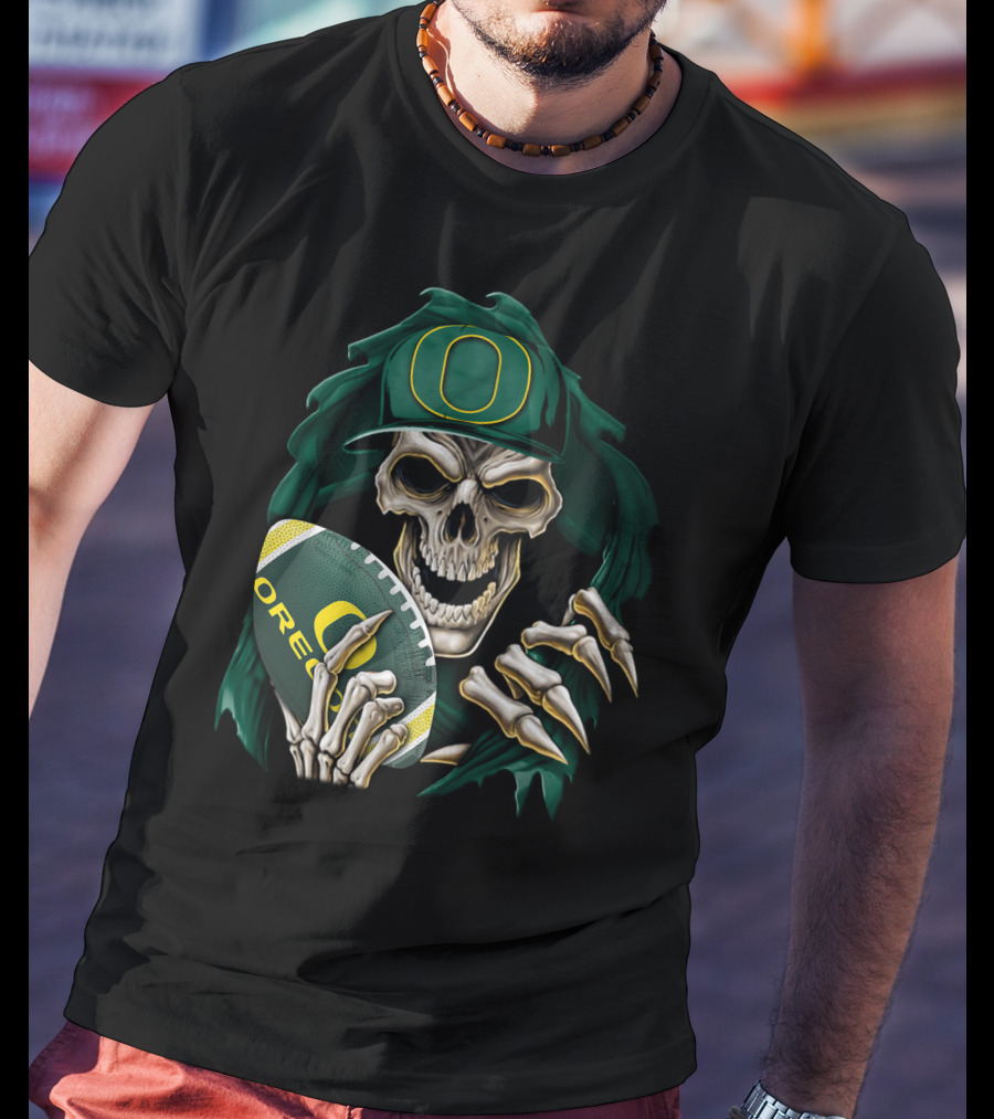 Skullbong Oregon Ducks Skeleton Holding Football T-Shirt