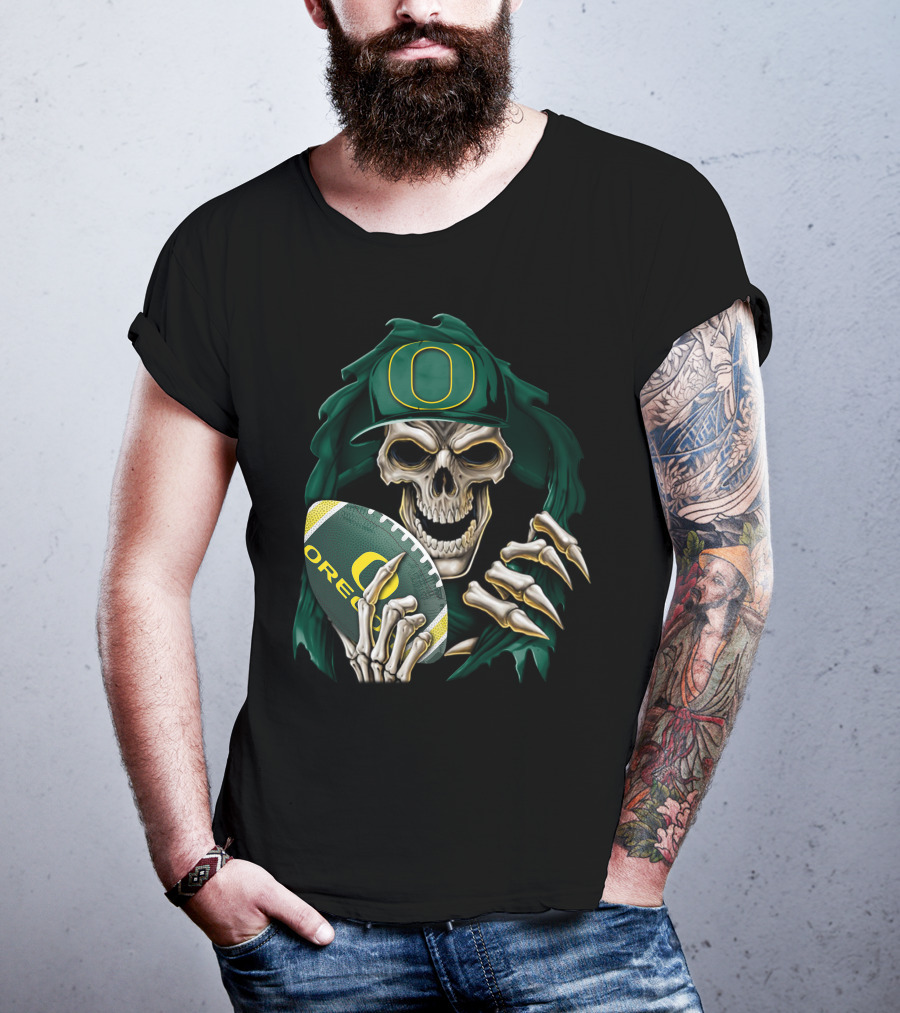 Skullbong Oregon Ducks Skeleton Holding Football T-Shirt