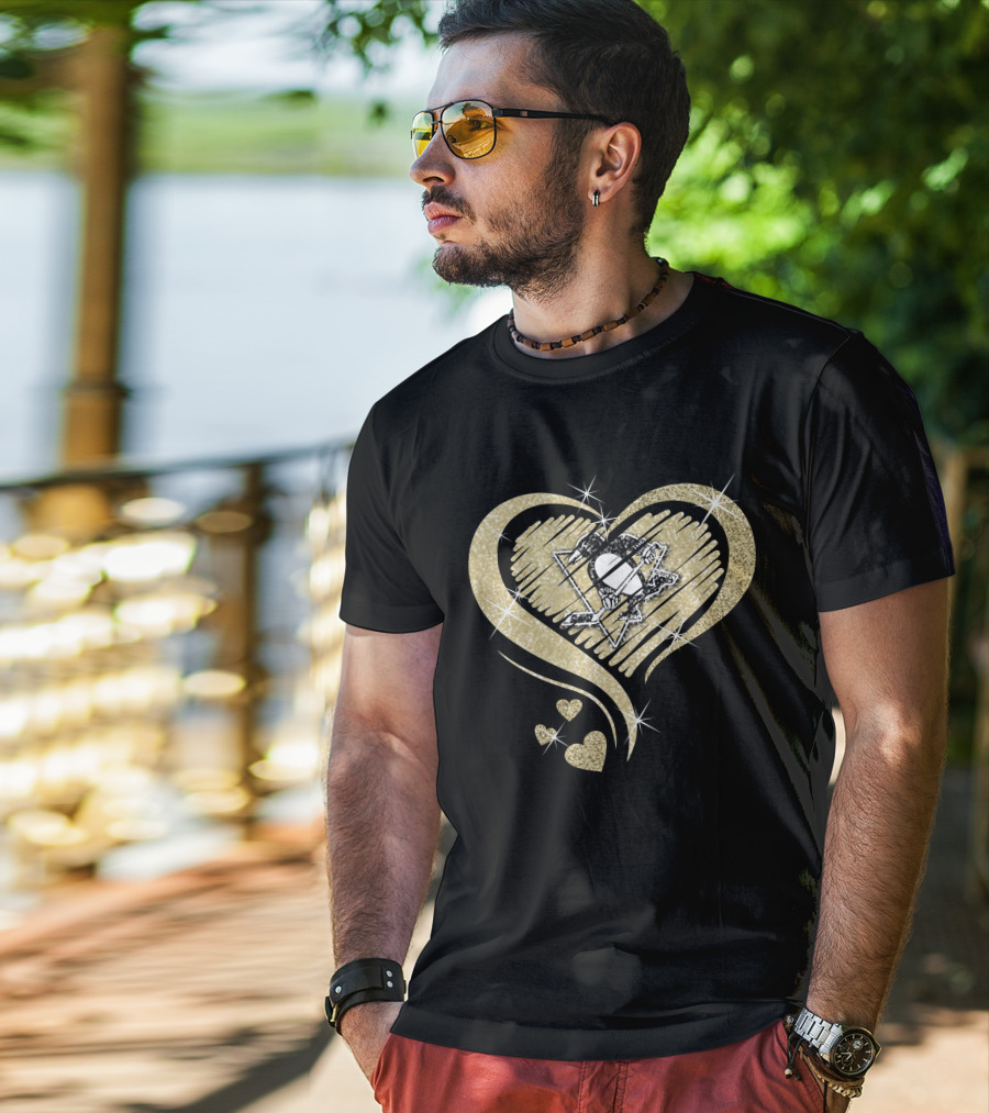 Heart Diamond Pittsburgh Penguins Logo Gold Sparkle T-Shirt