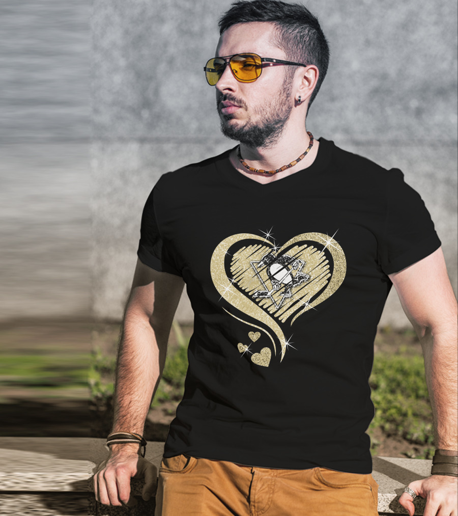 Heart Diamond Pittsburgh Penguins Logo Gold Sparkle T-Shirt