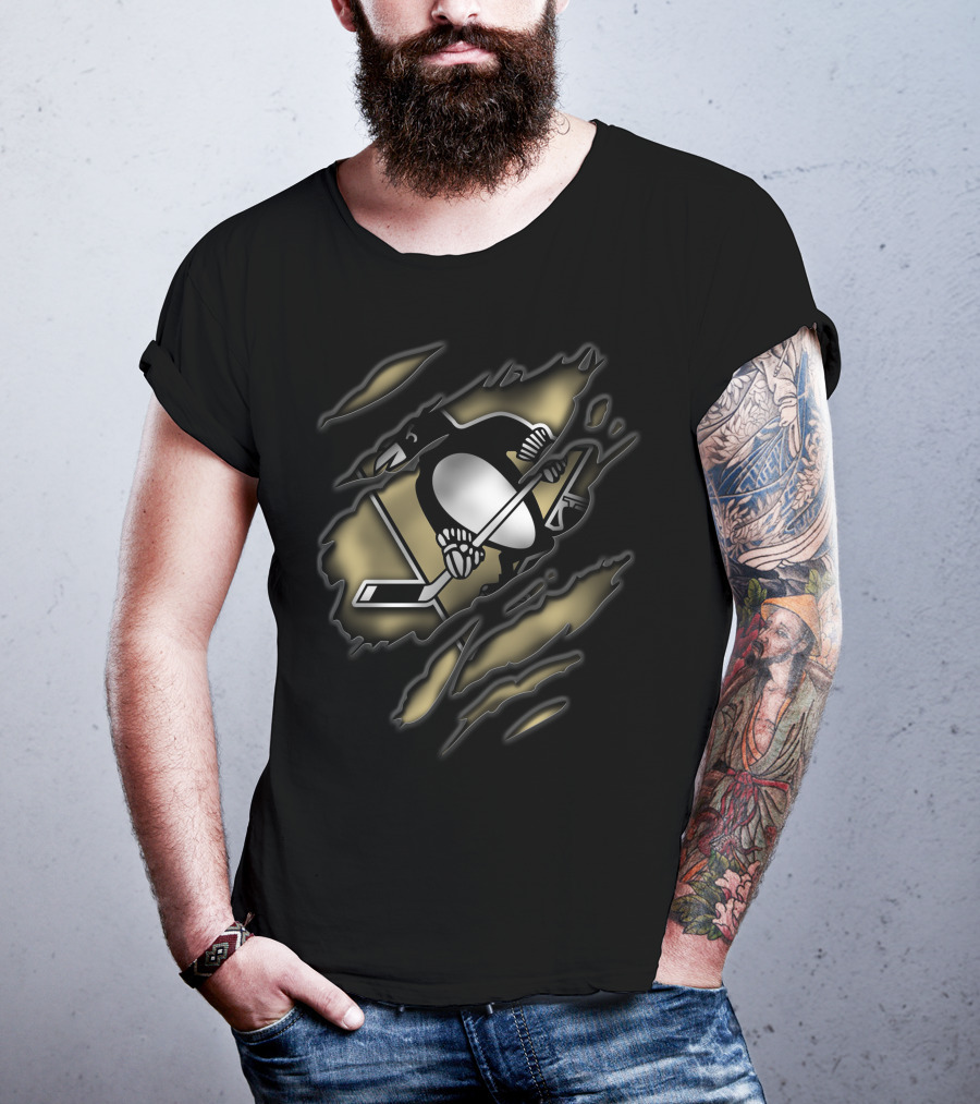 Pittsburgh Penguins Torn Hockey T-Shirt