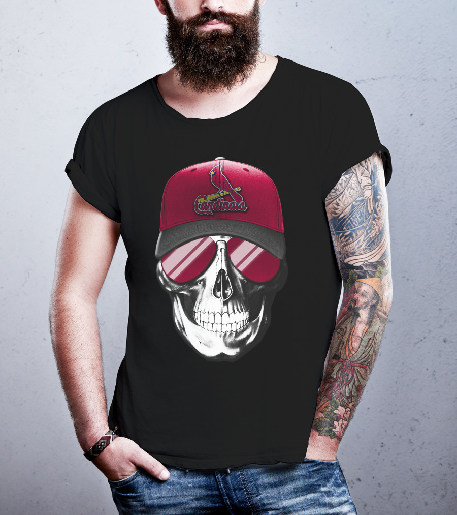 Skull With St. Louis Cardinals Cap And Sunglasses T-Shirt