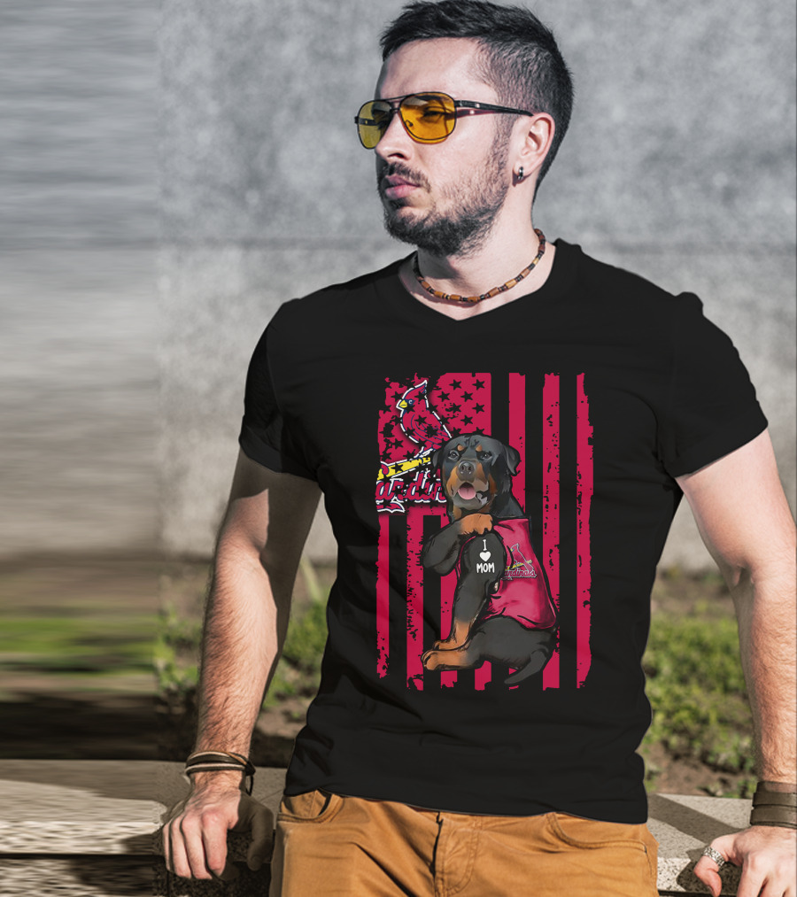 Rottweiler I Love Mom St. Louis Cardinals T-Shirt