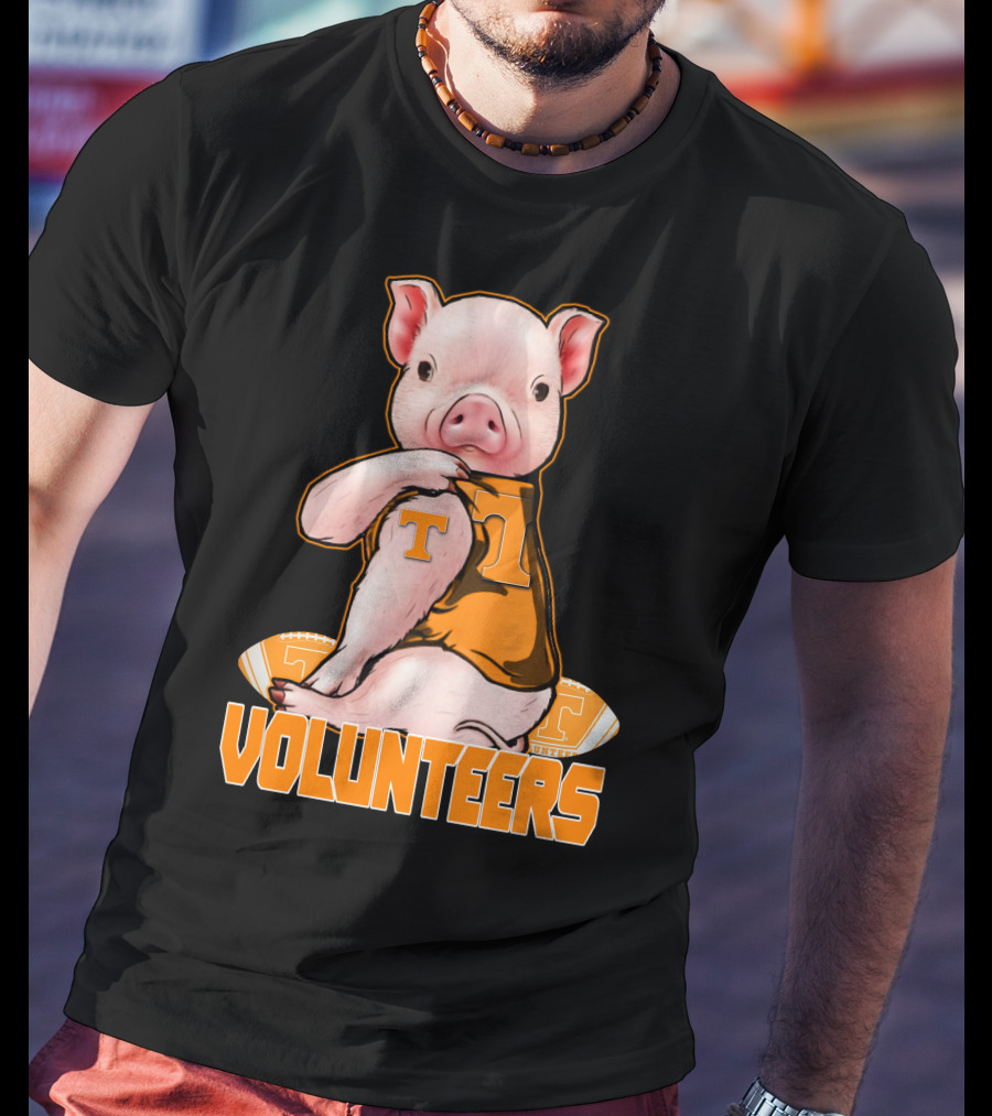 Tennessee Volunteers Pig With Football And T T-Shirt