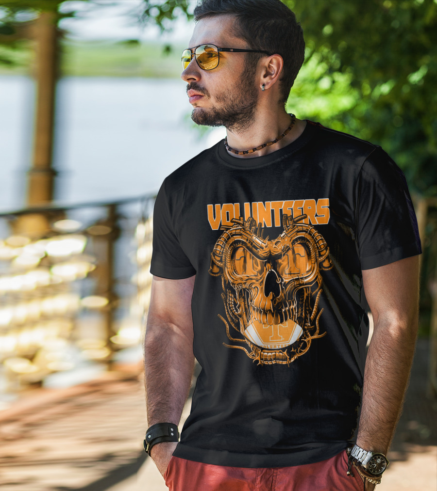 Volunteers Dragonskull Tennessee Football T-Shirt