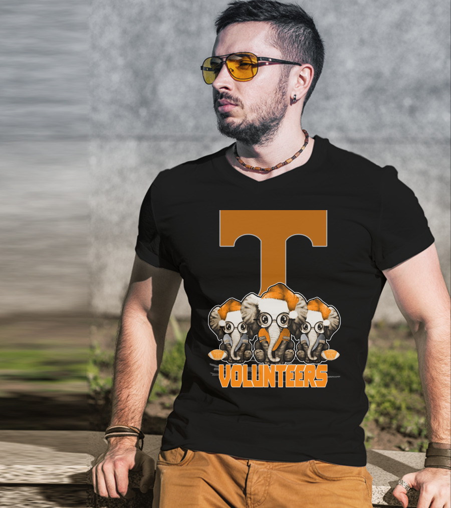 Three Elephants With Santa Hats Tennessee Volunteers T-Shirt