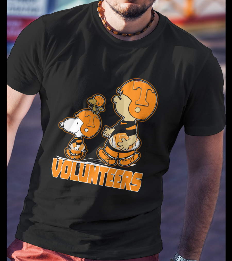Snpfootball Tennessee Volunteers Peanuts Characters With Helmets T-Shirt
