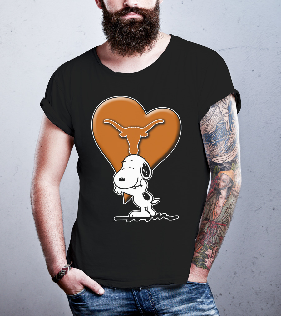 Snoopy Love Texas Longhorns Heart Snoopy Hug T-Shirt