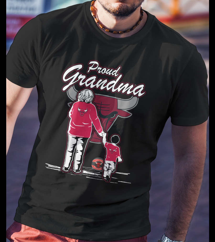 Proud Grandma Chicago Bulls Mom And Child Bulls T-Shirt