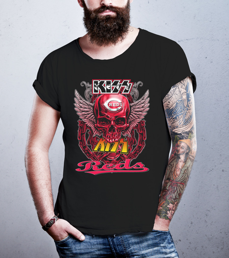 KISS Reds Cincinnati Skull Wings Chains T-Shirt