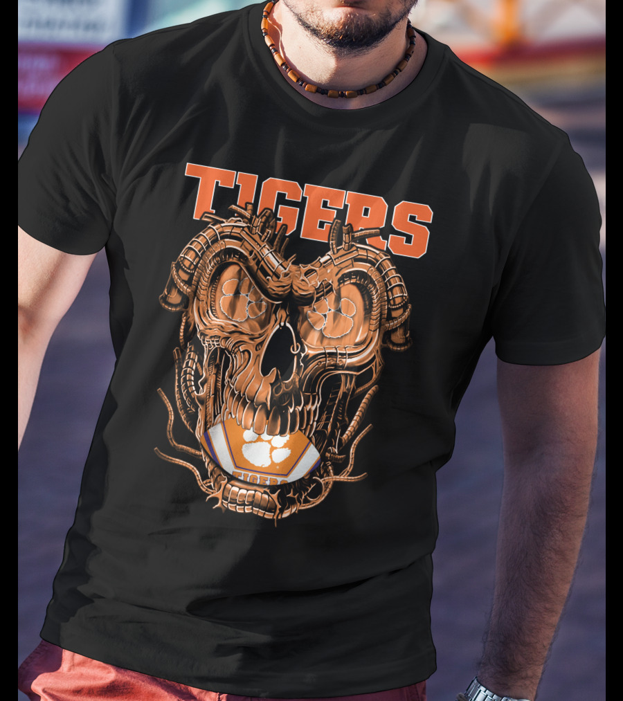 Clemson Tigers Mechanical Dragonskull With Football Elements T-Shirt