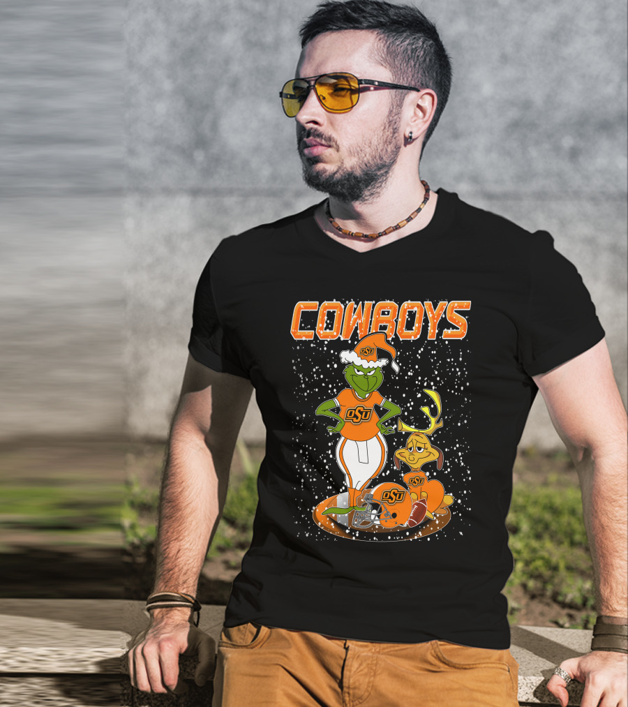Grinchxmas OSU Cowboys Snowy Holiday Football T-Shirt