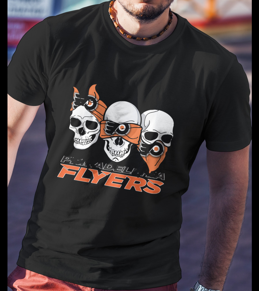 Philadelphia Flyers Three Skull Bandana Motif T-Shirt