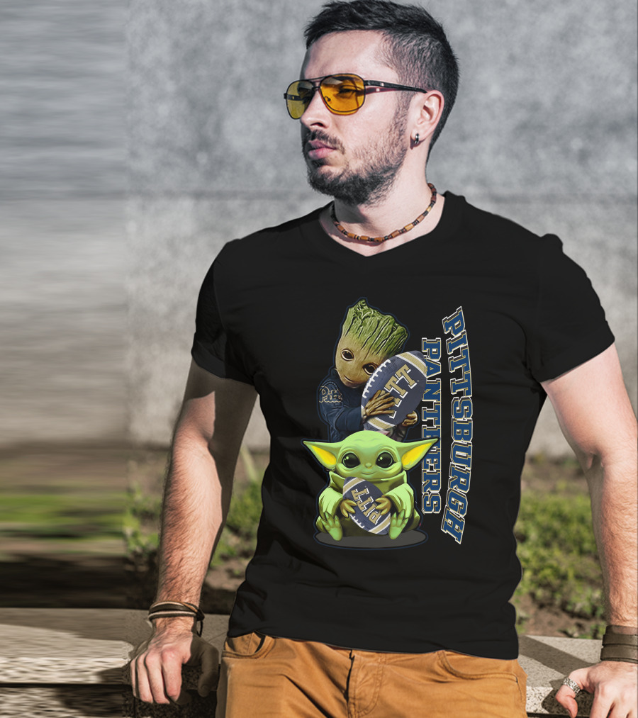 Grzd Pittsburgh Panthers Groot Baby Yoda Holding Pitt Football T-Shirt