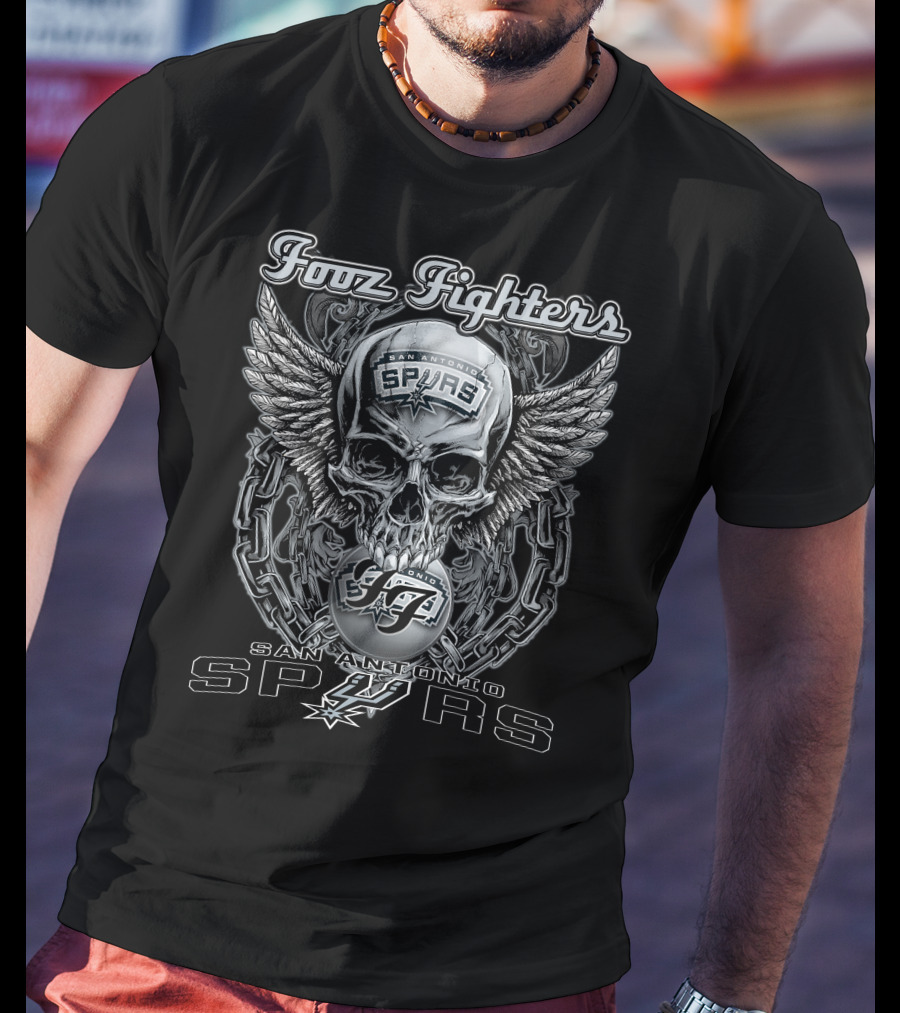 Fooz Fighters San Antonio Spurs Skull Wings Chain T-Shirt