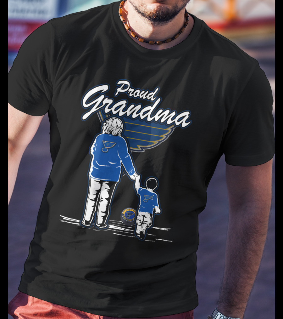 Proud Grandma St. Louis Blues Hockey Family Fan T-Shirt