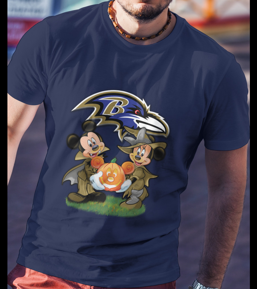 Baltimore Ravens Mickey And Minnie Halloween Pumpkin Ravens T-Shirt
