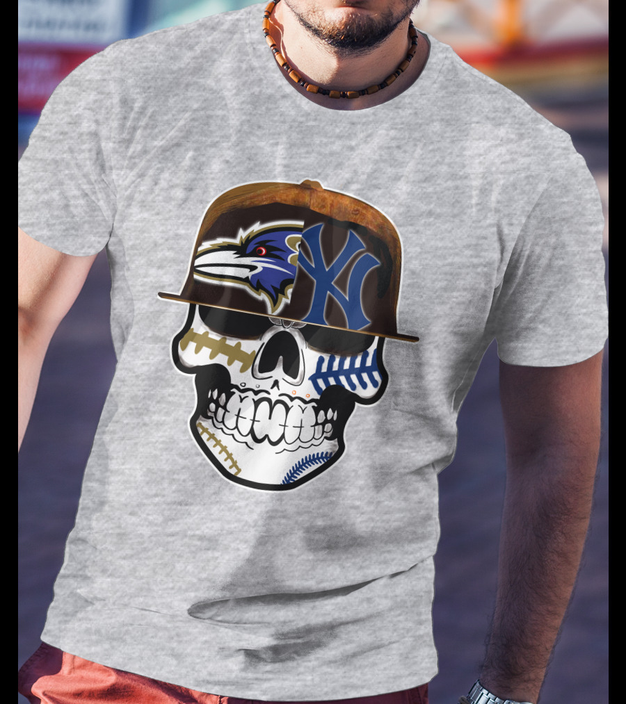 Baltimore Ravens New York Yankees Skull Hat T-Shirt