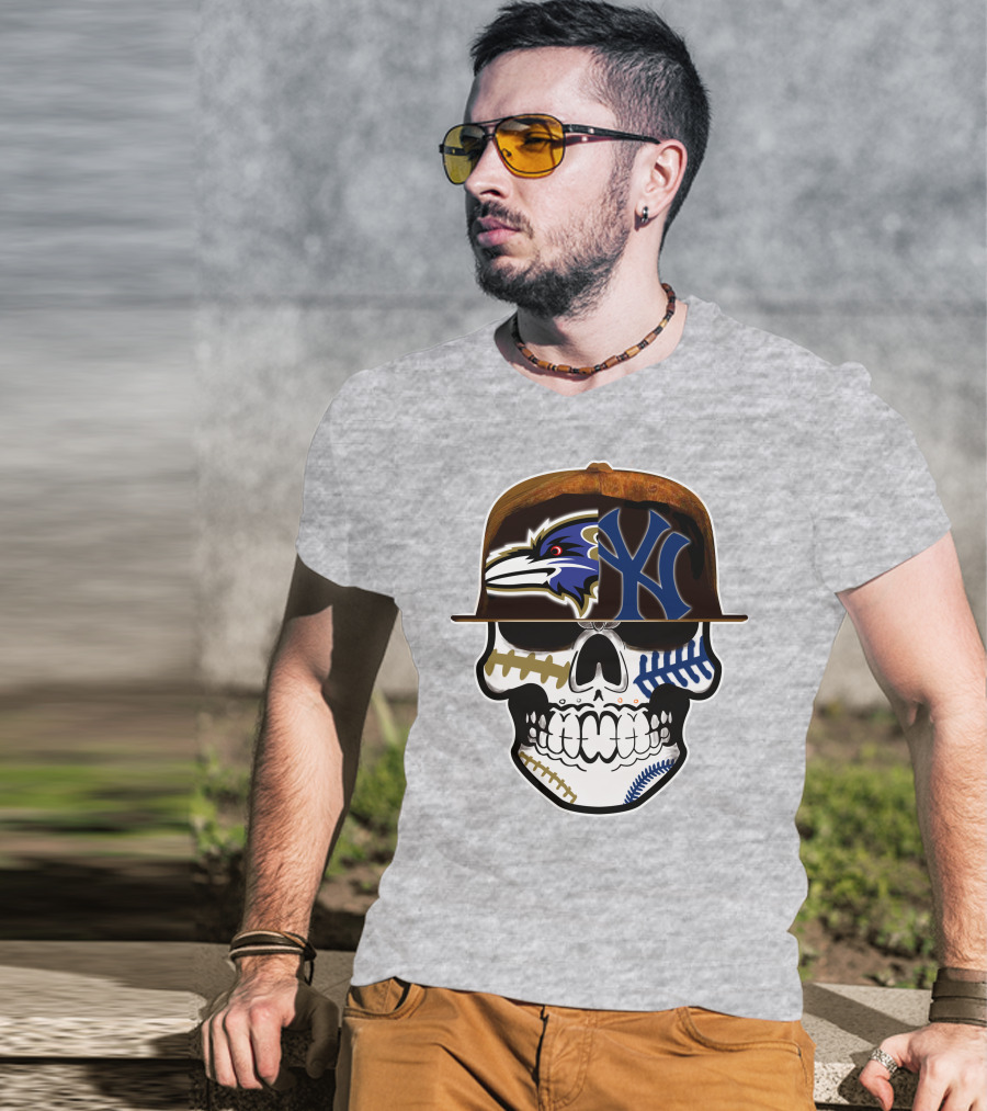 Baltimore Ravens New York Yankees Skull Hat T-Shirt