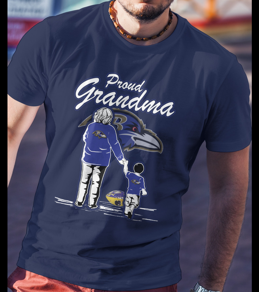 Proud Grandma Baltimore Ravens Family Fan Enthusiast With Child And Football T-Shirt
