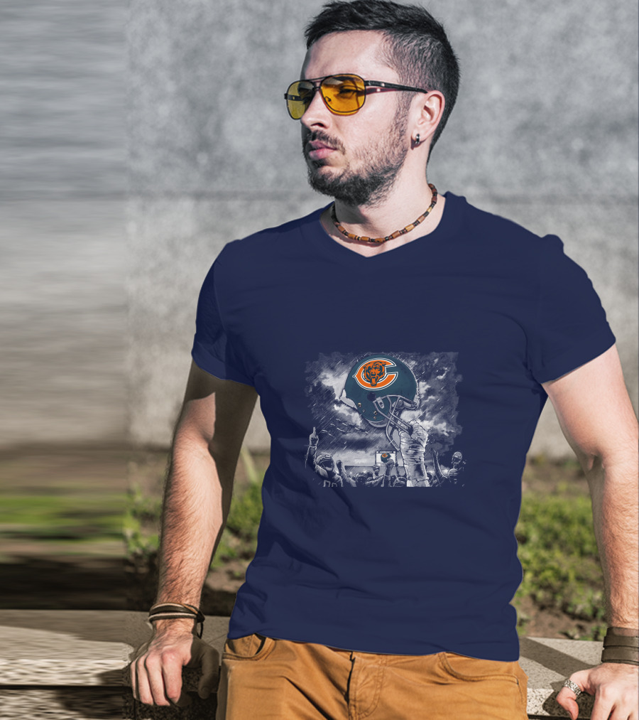 Chicago Bears Helmet Iconic 51 Team Celebration T-Shirt