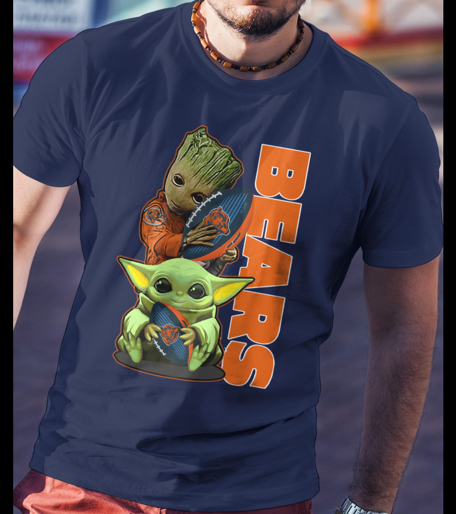Grzd CHICAGO BEARS Baby Groot And Baby Yoda Football T-Shirt