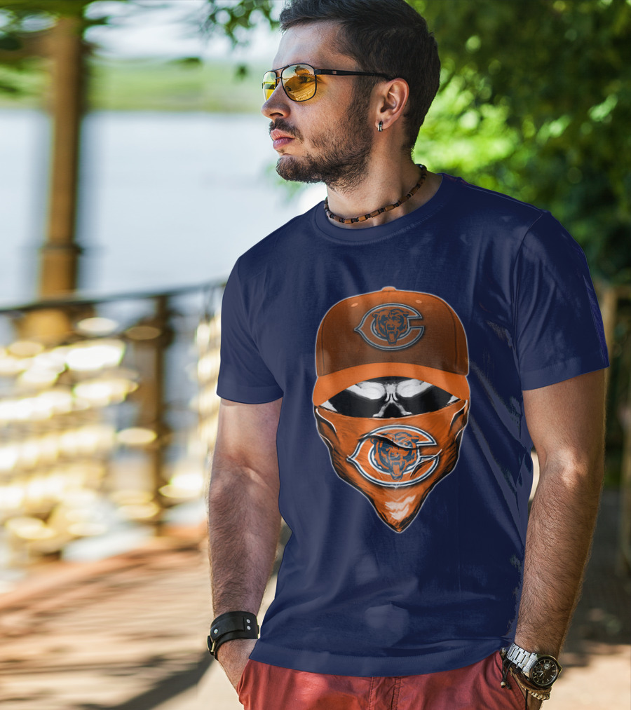 Chicago Bears Skull V6 Face Mask And Cap T-Shirt