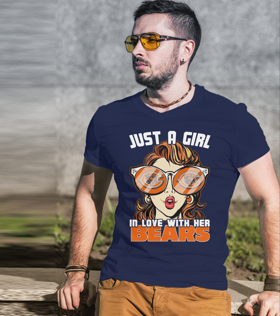 Just A Girl In Love With Her Chicago Bears T-Shirt