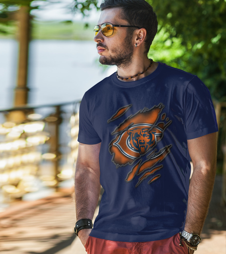 Torn Chicago Bears Logo With Bear Face And Claw Marks T-Shirt