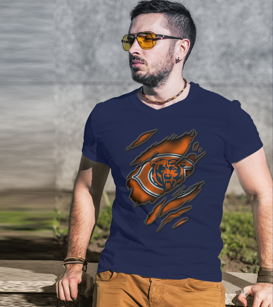 Torn Chicago Bears Logo With Bear Face And Claw Marks T-Shirt