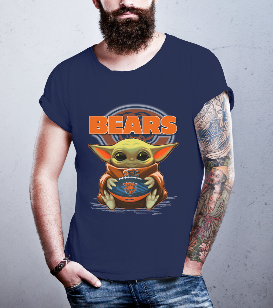 Yoda BEARS Baby Holding Chicago Football T-Shirt