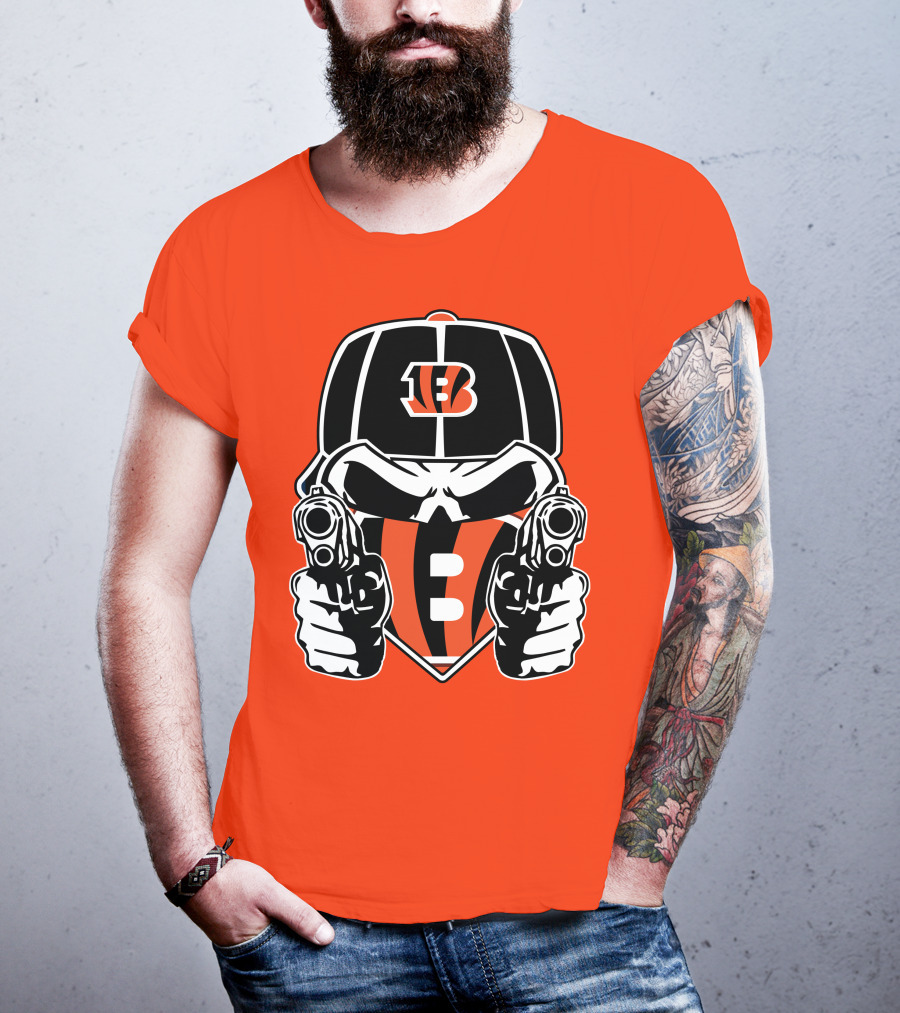 Cincinnati Bengals Armed Skeleton Illustration With Team Helmet T-Shirt