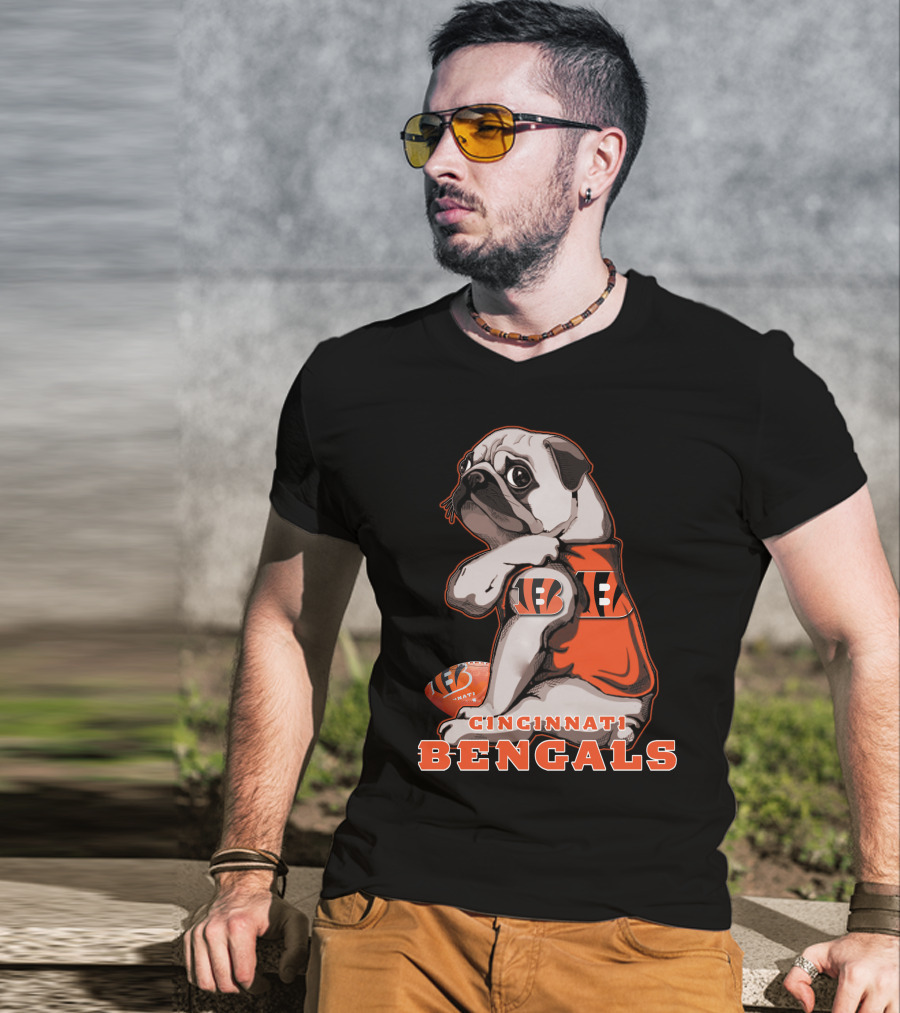 Cincinnati Bengals Pug Football T-Shirt