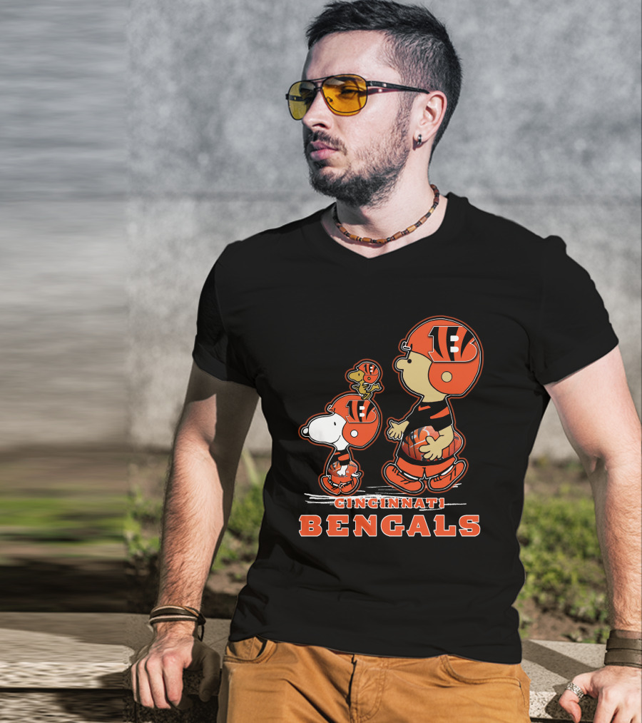Cincinnati Bengals Peanuts Football Characters T-Shirt